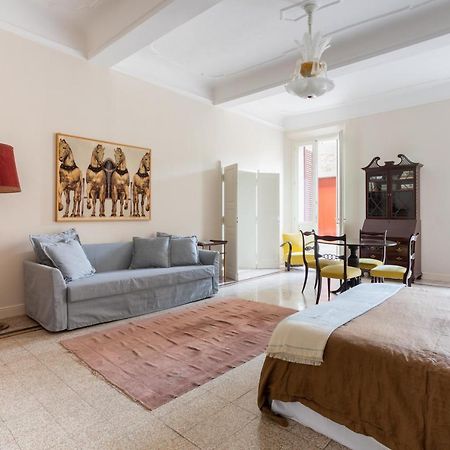 Palazzo Sabbioni Suite Del Conte Elegant Suite In Old Monastery City Center فيرّارا المظهر الخارجي الصورة